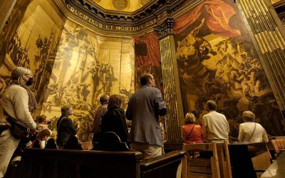 Una visita nocturna per conèixer les pintures de Sert de la Catedral de Vic